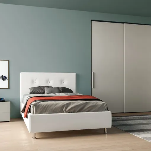 Letto a una piazza e mezza in ecopelle con testiera Eros di SantaLucia