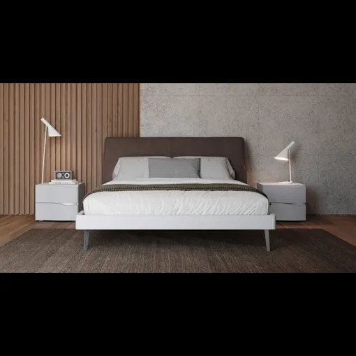 Letto Narciso in laccato opaco con testiera in ecopelle di Giessegi