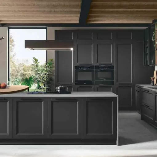 Cucina Classica ad angolo con penisola Bolgheri v08 in Rovere Natura con top in laminato Corten Sabbia di Stosa